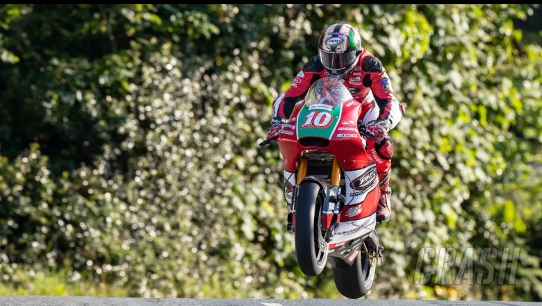 IOMTT, Isle of Man TT, 2023, Supertwin, race2. Hickman